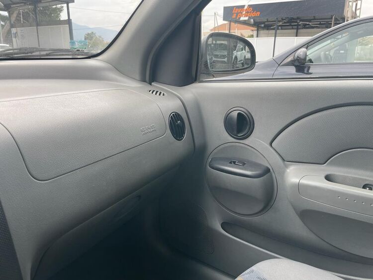Daewoo Kalos 1.4 GASOLINA 80CV foto 9